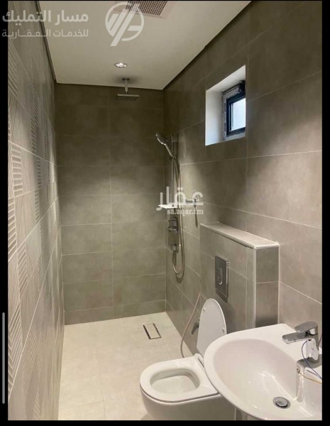 Photo by Daniel J. Schwarz