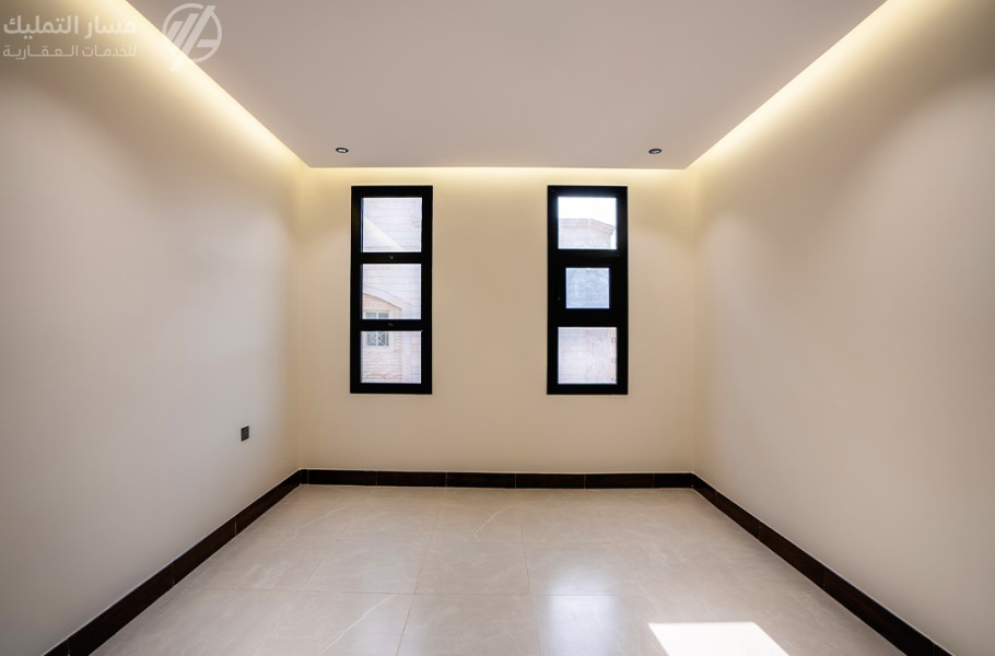 Photo by Daniel J. Schwarz